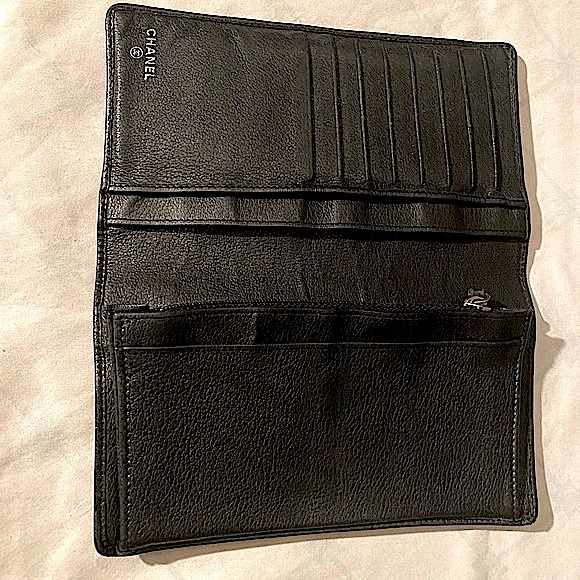 CHANEL long wallet bifold - Picture 7 of 11